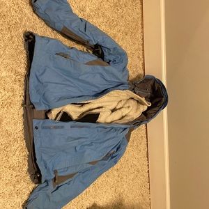 North face parka coat with a fleece liner attached.